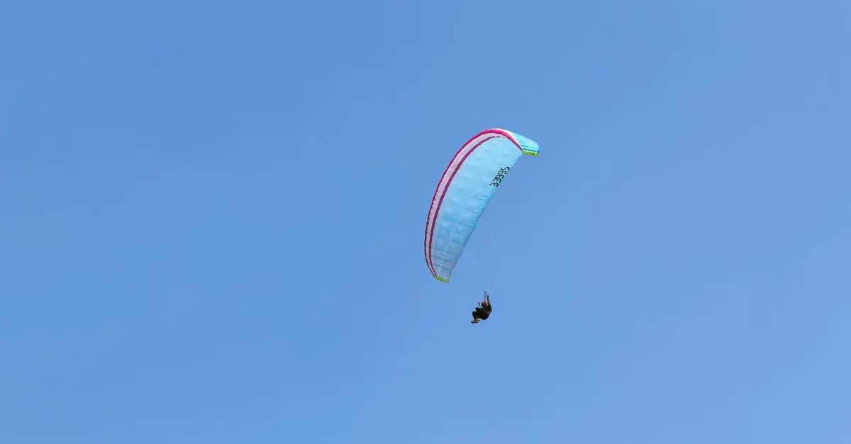 Guide pratique pour plier un parachute correctement