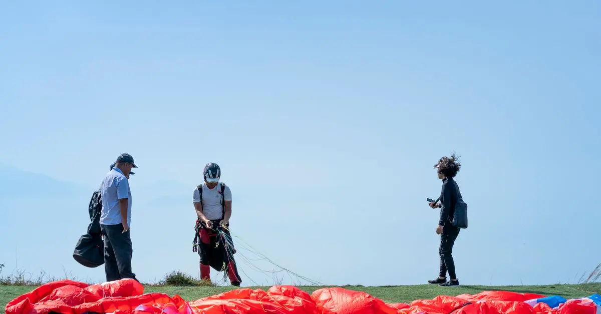 Comment s'équiper pour un premier saut en parachute