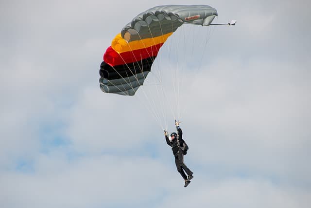 Les meilleures astuces pour préparer votre saut en parachute